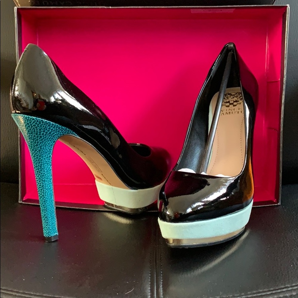Vince Camuto DACOMA BK Pat. Lthr & Suede Size 9.5M